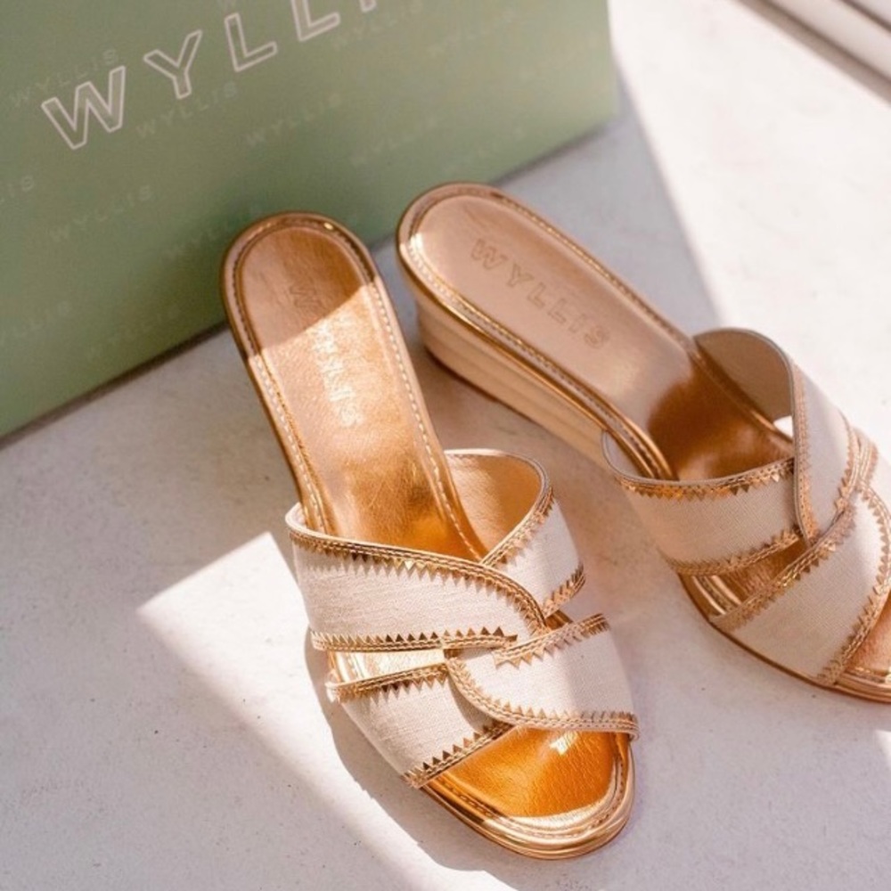 Shoe slip on mules. Never worn. Leather/canvas